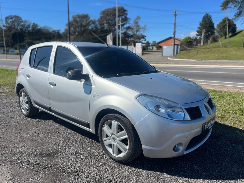 SANDERO 1.6 EXPRESSION 8V FLEX 4P MANUAL - 2011 - FARROUPILHA