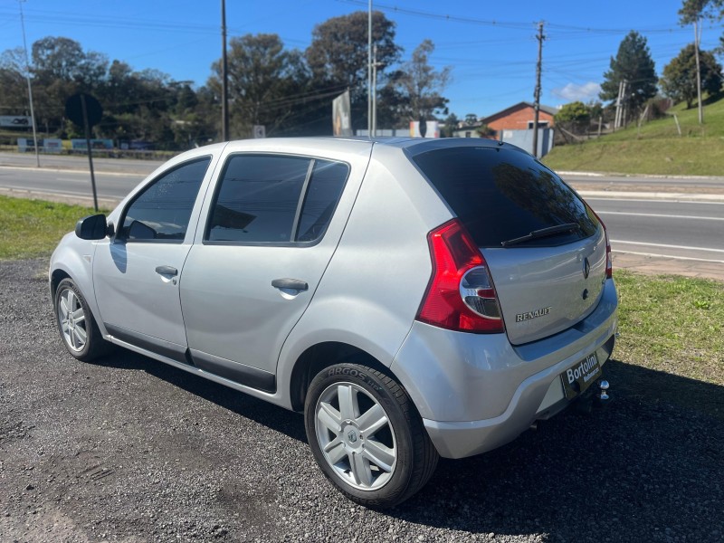 SANDERO 1.6 EXPRESSION 8V FLEX 4P MANUAL - 2011 - FARROUPILHA