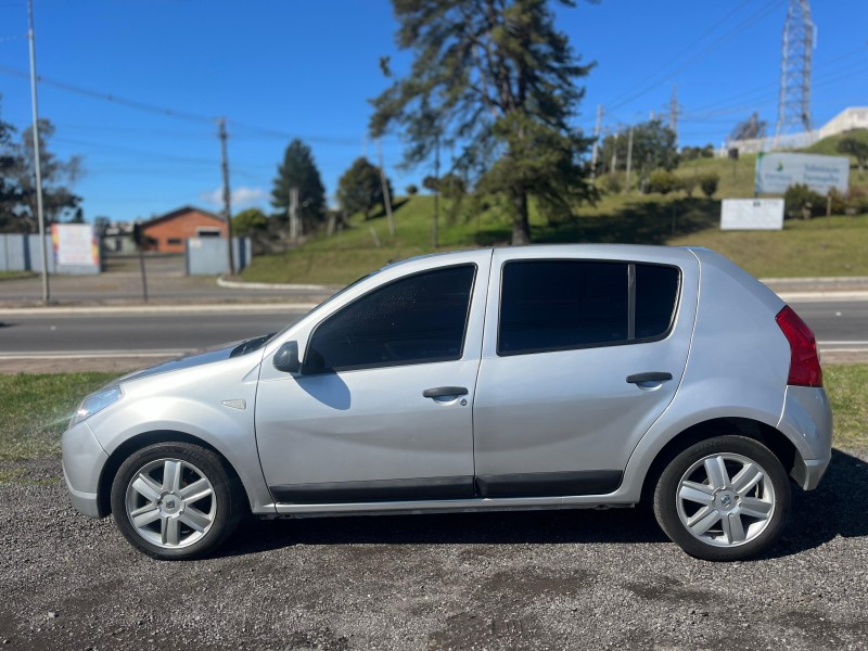 SANDERO 1.6 EXPRESSION 8V FLEX 4P MANUAL - 2011 - FARROUPILHA