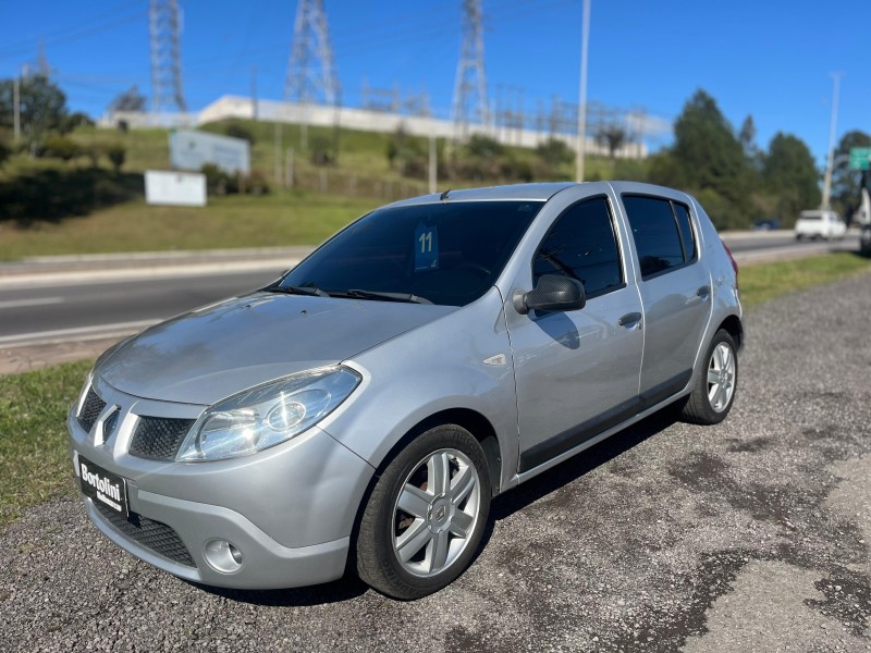 SANDERO 1.6 EXPRESSION 8V FLEX 4P MANUAL - 2011 - FARROUPILHA