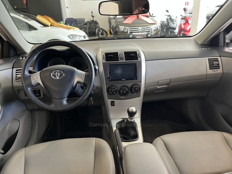 COROLLA 1.8 GLI 16V FLEX 4P MANUAL - 2014 - BENTO GONçALVES