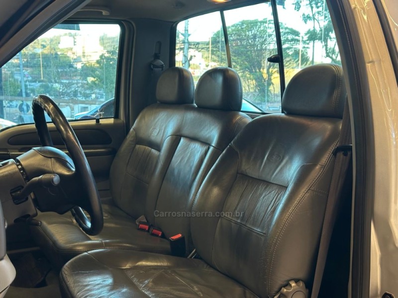 F-250 3.9 XLT 4X2 CS DIESEL 2P MANUAL - 2009 - CAXIAS DO SUL