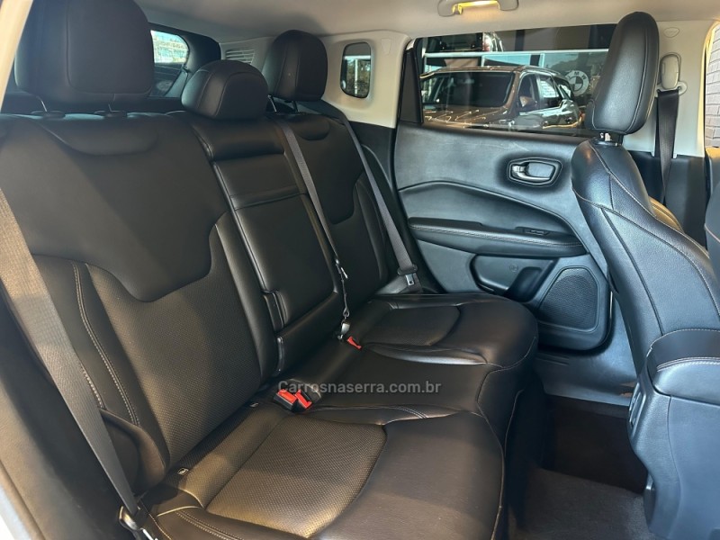 COMPASS 2.0 16V FLEX LIMITED AUTOMÁTICO - 2018 - CAXIAS DO SUL