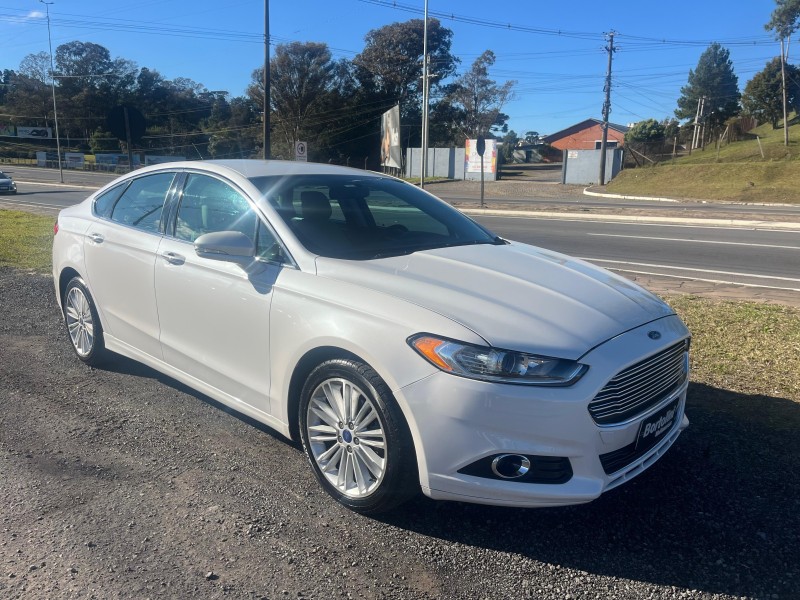 FUSION 2.0 TITANIUM FWD 16V GASOLINA 4P AUTOMÁTICO - 2014 - FARROUPILHA