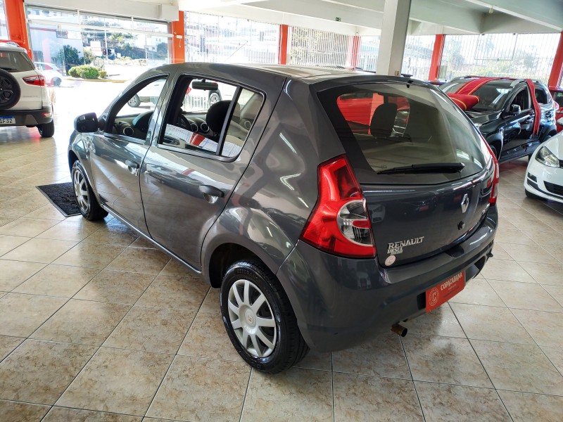 SANDERO 1.0 AUTHENTIQUE 16V FLEX 4P MANUAL - 2011 - CAXIAS DO SUL