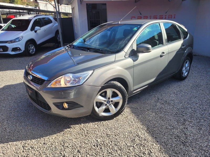 focus 2.0 glx 16v flex 4p automatico 2013 carlos barbosa
