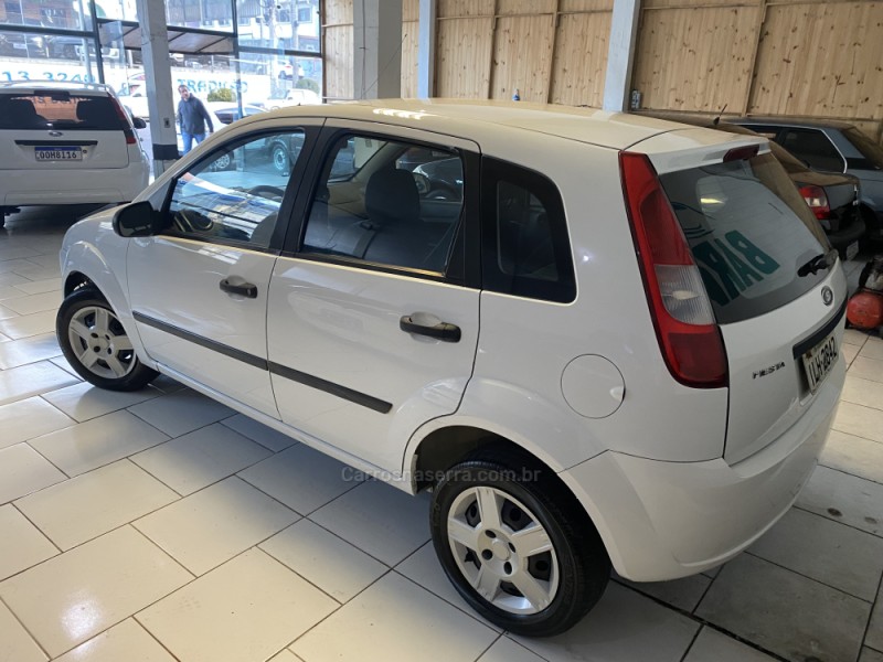 FIESTA 1.0 MPI 8V GASOLINA 4P MANUAL - 2003 - CAXIAS DO SUL