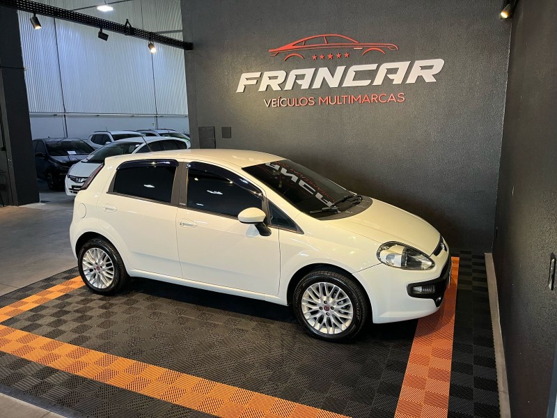 PUNTO 1.6 ESSENCE 16V FLEX 4P MANUAL - 2013 - ANTôNIO PRADO