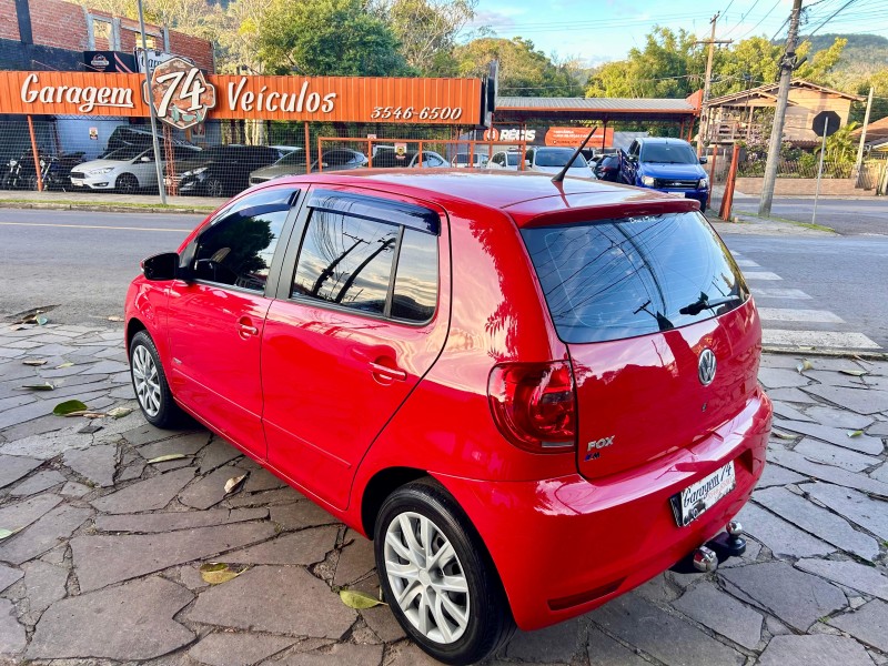 FOX 1.0 MI TREND 8V FLEX 4P MANUAL - 2013 - TRêS COROAS
