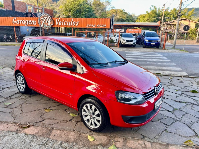 FOX 1.0 MI TREND 8V FLEX 4P MANUAL - 2013 - TRêS COROAS