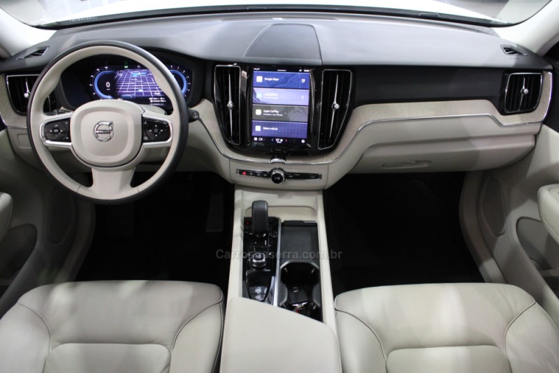 XC60 2.0 T8 RECHARGE PLUS AWD HIBRIDO 4P AUTOMÁTICO - 2023 - CAXIAS DO SUL