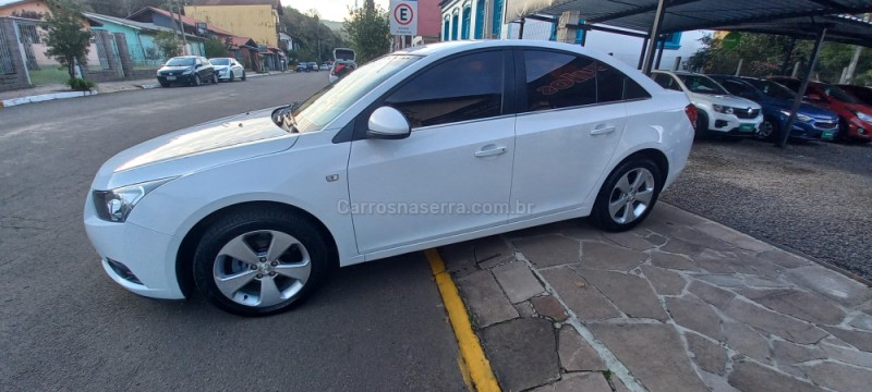 CRUZE 1.8 LT 16V FLEX 4P AUTOMÁTICO - 2014 - PICADA CAFé