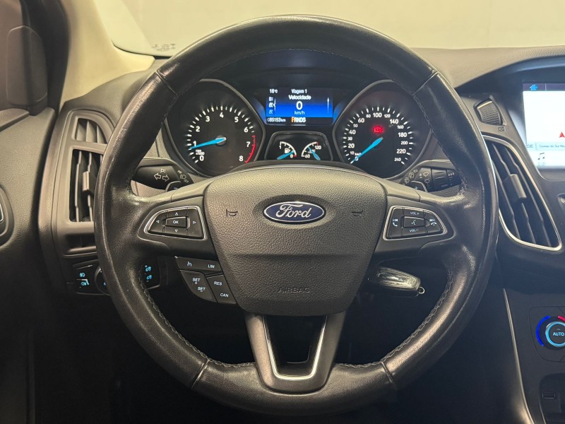 FOCUS 2.0 SE PLUS 16V FLEX 4P AUTOMÁTICO - 2017 - CAXIAS DO SUL