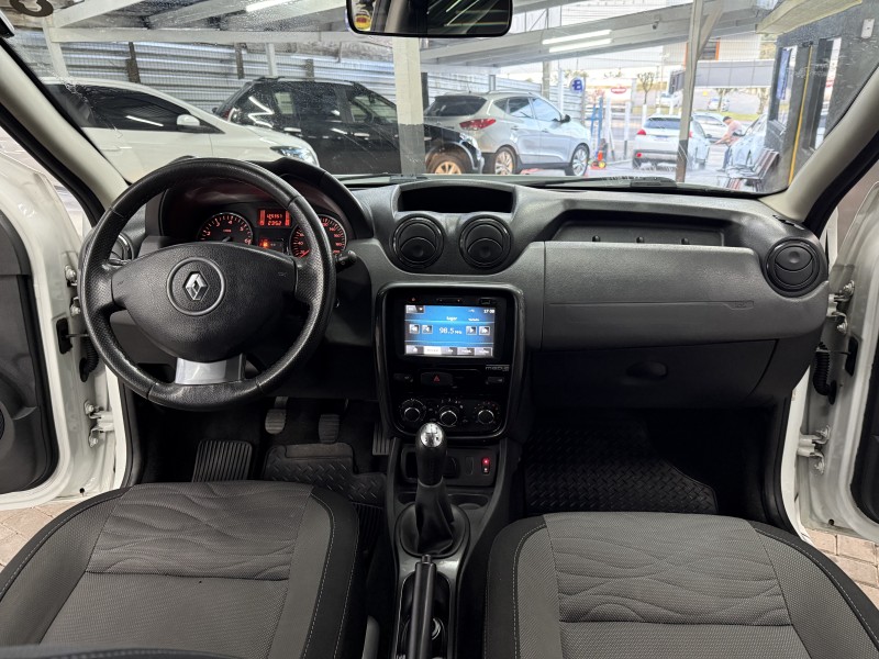 DUSTER 1.6 TECH ROAD 4X2 16V FLEX 4P MANUAL - 2013 - CAXIAS DO SUL