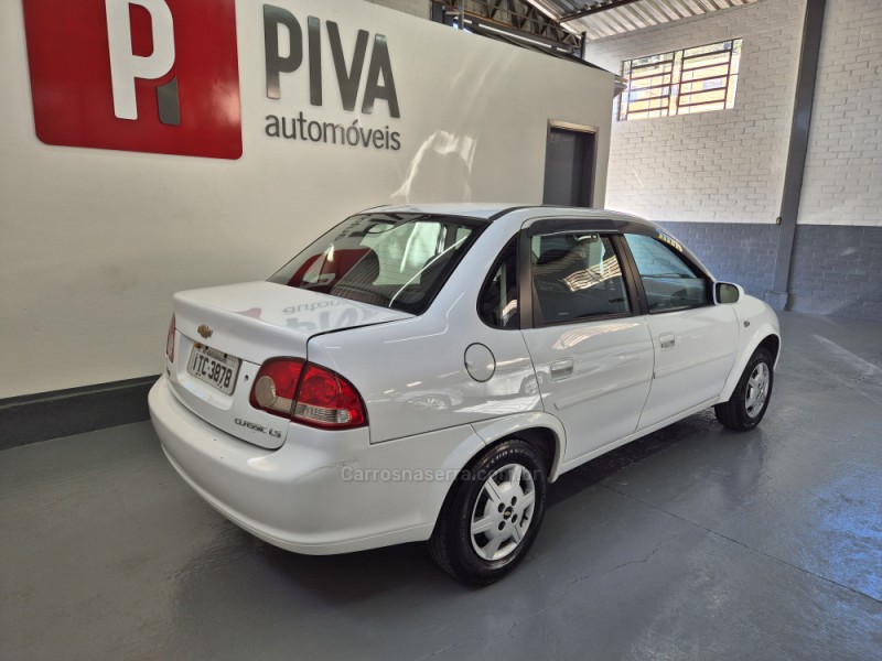 CLASSIC 1.0 MPFI LS 8V FLEX 4P MANUAL - 2012 - GARIBALDI
