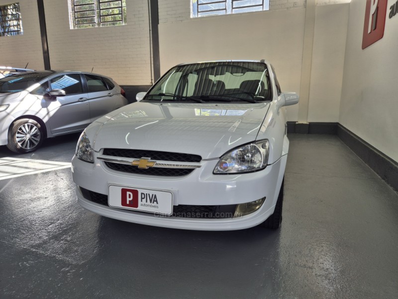CLASSIC 1.0 MPFI LS 8V FLEX 4P MANUAL - 2012 - GARIBALDI