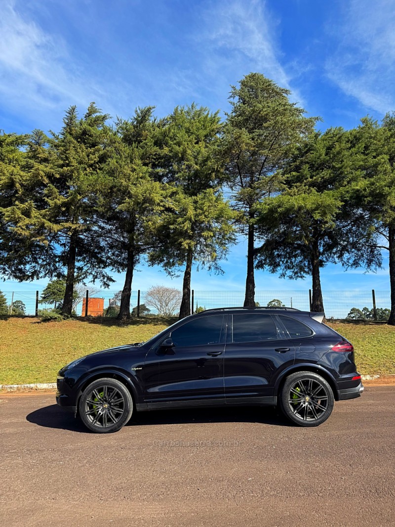 CAYENNE 3.0 TURBO S E-HYBRID 4P AUTOMÁTICO - 2018 - PASSO FUNDO