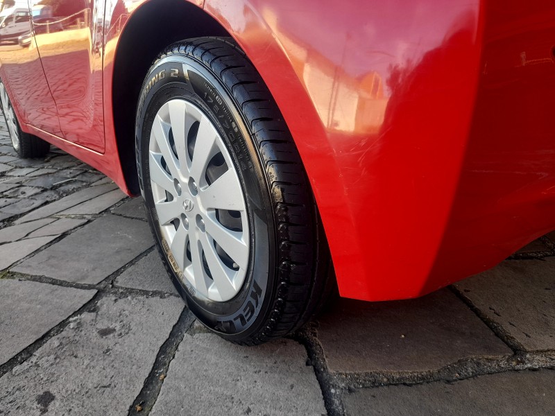 HB20 1.6 COMFORT 16V FLEX 4P MANUAL - 2013 - CAXIAS DO SUL