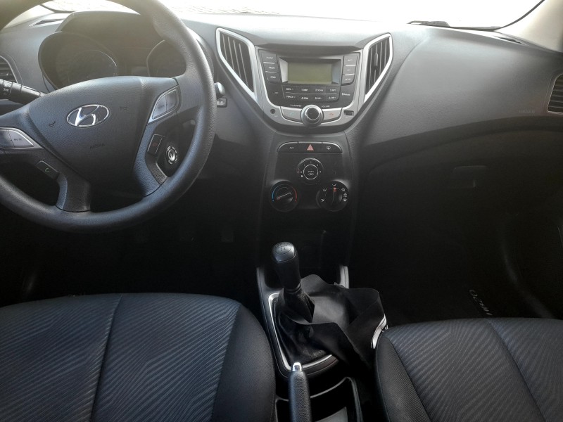 HB20 1.6 COMFORT 16V FLEX 4P MANUAL - 2013 - CAXIAS DO SUL