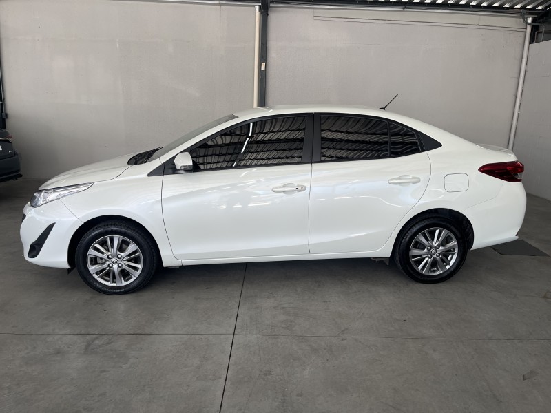 YARIS 1.5 16V FLEX SEDAN XL PLUS TECH MULTIDRIVE3 - 2020 - CAXIAS DO SUL