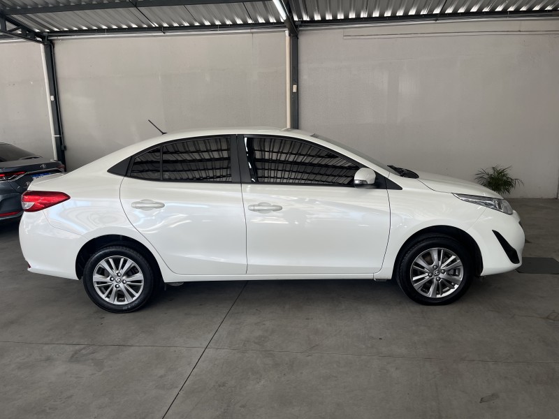 YARIS 1.5 16V FLEX SEDAN XL PLUS TECH MULTIDRIVE3 - 2020 - CAXIAS DO SUL