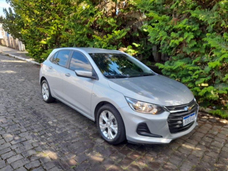 ONIX 1.0 LT 12V FLEX 4P MANUAL - 2022 - FARROUPILHA