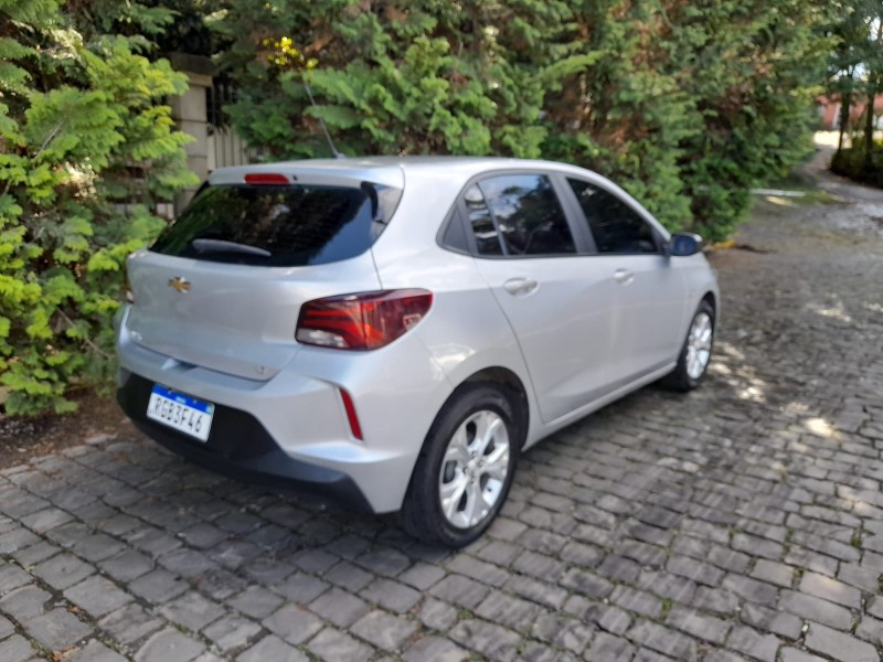 ONIX 1.0 LT 12V FLEX 4P MANUAL - 2022 - FARROUPILHA