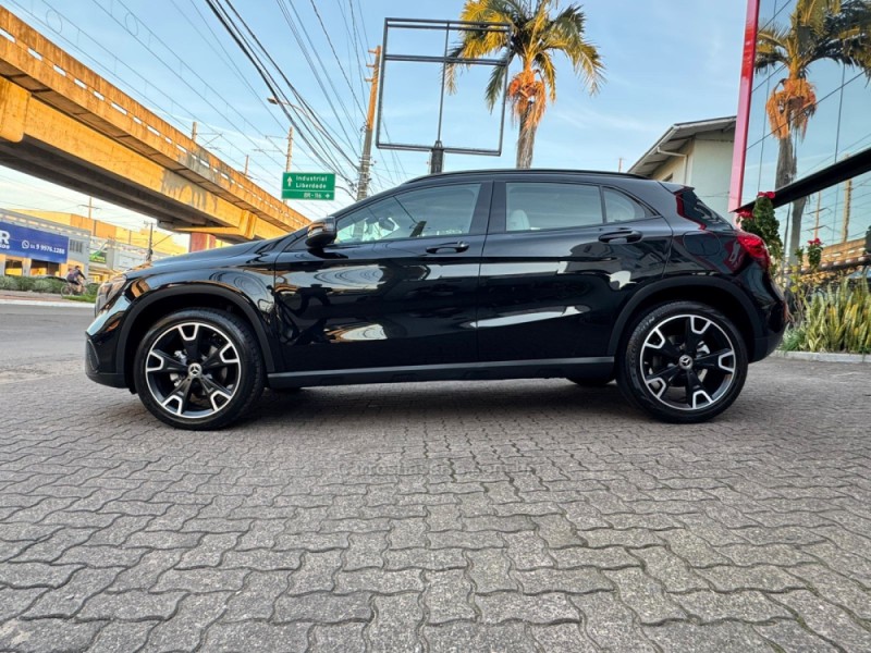 GLA 200 1.6 CGI NIGHT 16V FLEX 4P AUTOMÁTICO - 2019 - NOVO HAMBURGO