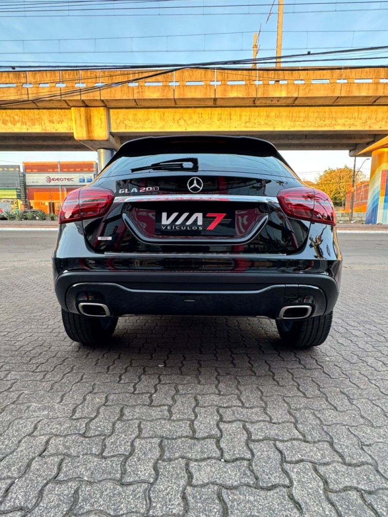 GLA 200 1.6 CGI NIGHT 16V FLEX 4P AUTOMÁTICO - 2019 - NOVO HAMBURGO