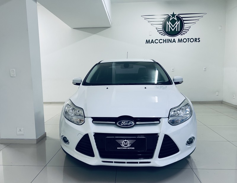 FOCUS 2.0 TITANIUM SEDAN 16V FLEX 4P AUTOMÁTICO - 2014 - CAXIAS DO SUL