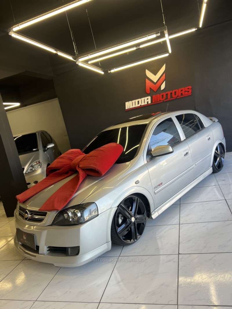 astra 2.0 sfi gsi 16v gasolina 4p manual 2004 caxias do sul