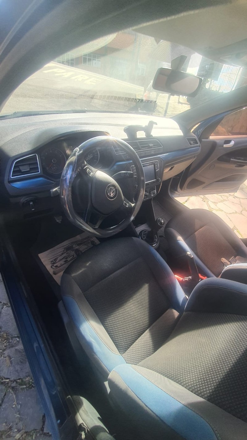 GOL 1.6 MI HIGHLINE 8V FLEX 4P MANUAL - 2017 - FARROUPILHA