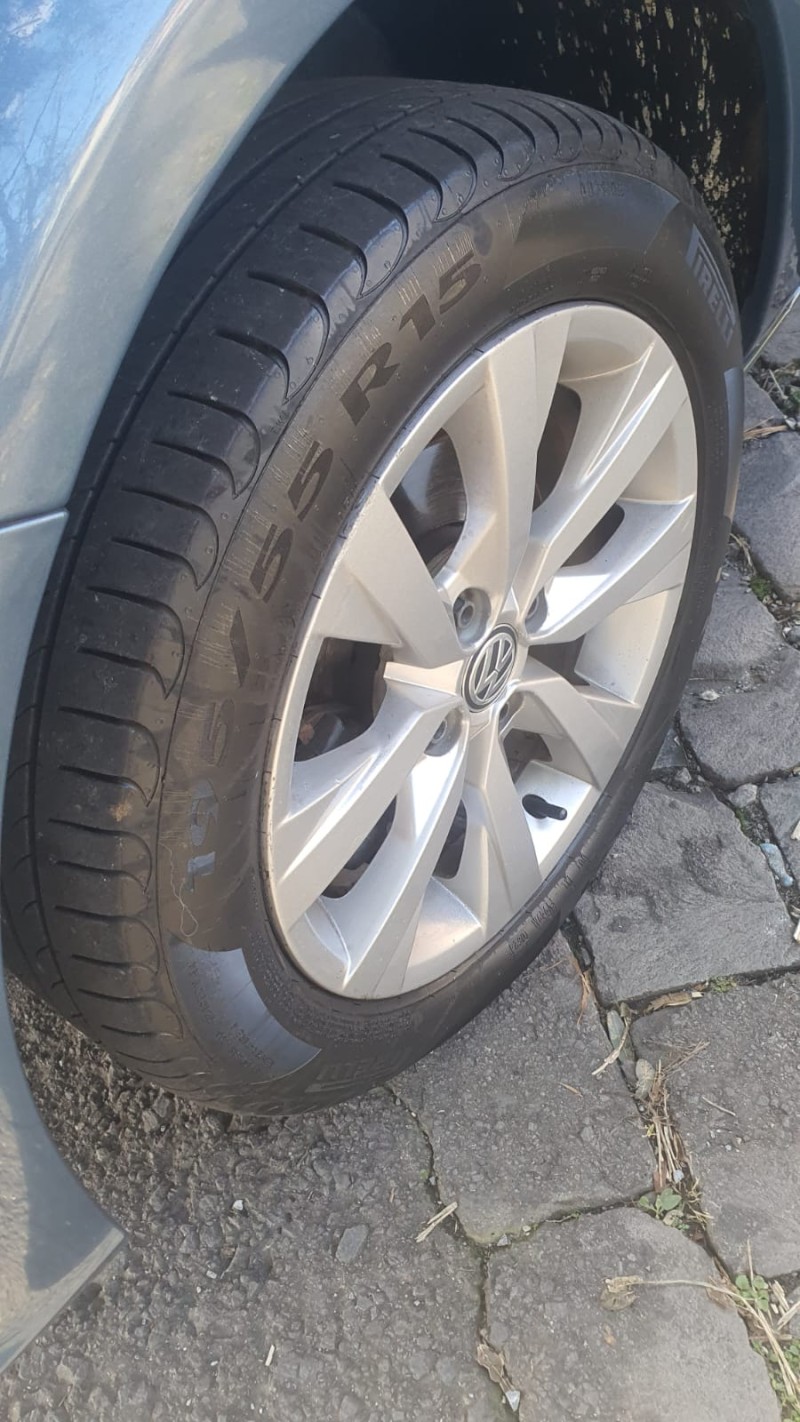 GOL 1.6 MI HIGHLINE 8V FLEX 4P MANUAL - 2017 - FARROUPILHA