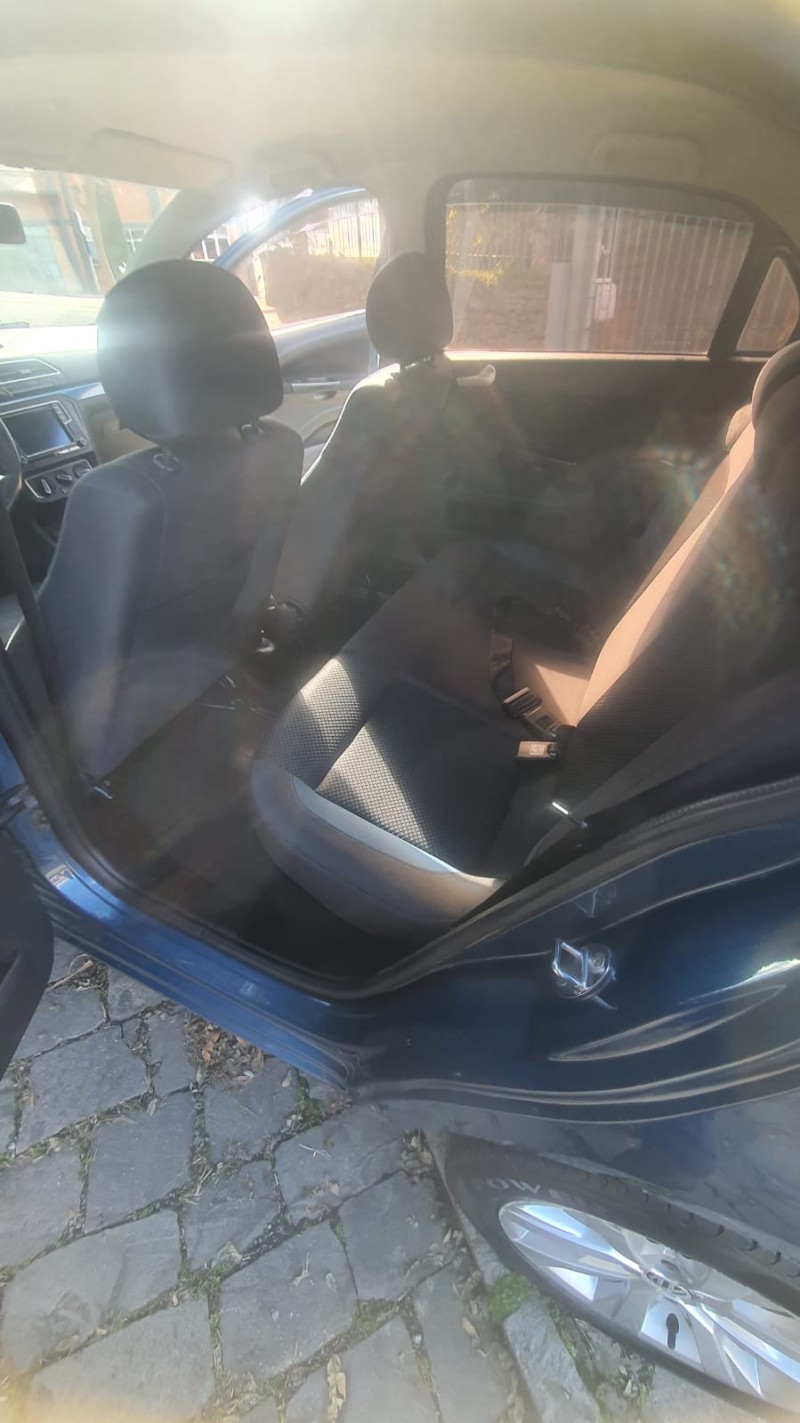GOL 1.6 MI HIGHLINE 8V FLEX 4P MANUAL - 2017 - FARROUPILHA