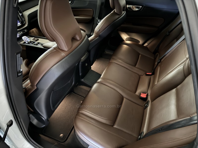 XC60 2.0 T8 INSCRIPTION 4P HYBRID AUTOMÁTICO - 2020 - CAXIAS DO SUL