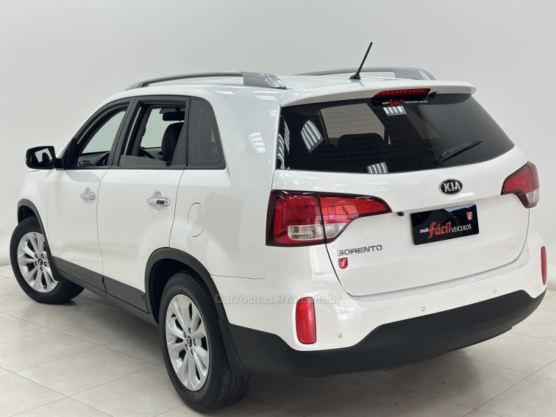 SORENTO 2.4 EX2 4X2 16V GASOLINA 4P AUTOMÁTICO - 2015 - SANTA CRUZ DO SUL