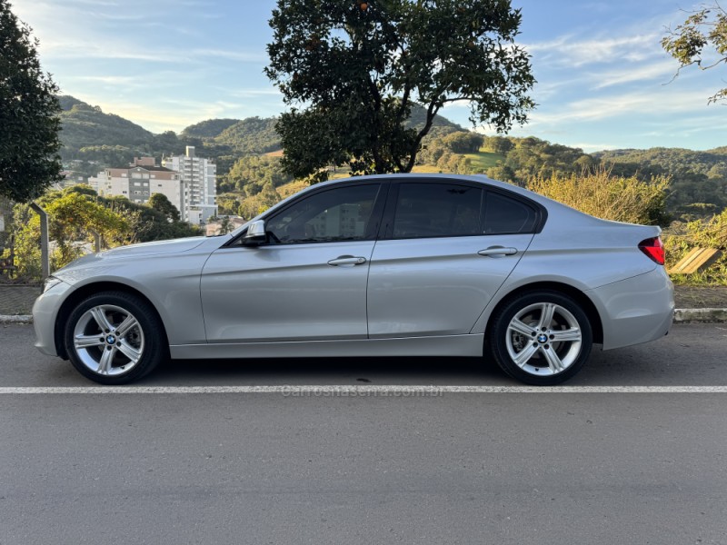320I 2.0 16V TURBO ACTIVE FLEX 4P AUTOMÁTICO - 2018 - NOVA ARAçá