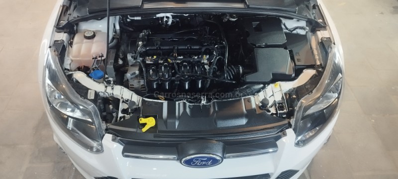 FOCUS 1.6 S 16V FLEX 4P MANUAL - 2014 - FARROUPILHA