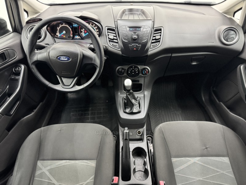 FIESTA 1.5 S HATCH 16V FLEX 4P MANUAL - 2014 - CARLOS BARBOSA