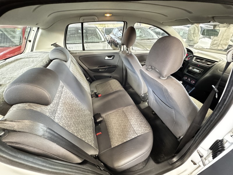 FOX 1.6 MI ITREND 8V FLEX 4P MANUAL - 2013 - CAXIAS DO SUL