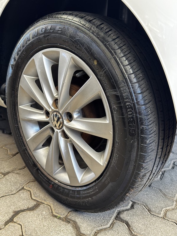 FOX 1.6 MI ITREND 8V FLEX 4P MANUAL - 2013 - CAXIAS DO SUL