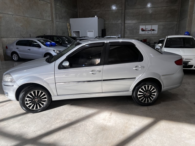 SIENA 1.4 MPI 8V FLEX 4P TETRAFUEL - 2009 - CAXIAS DO SUL