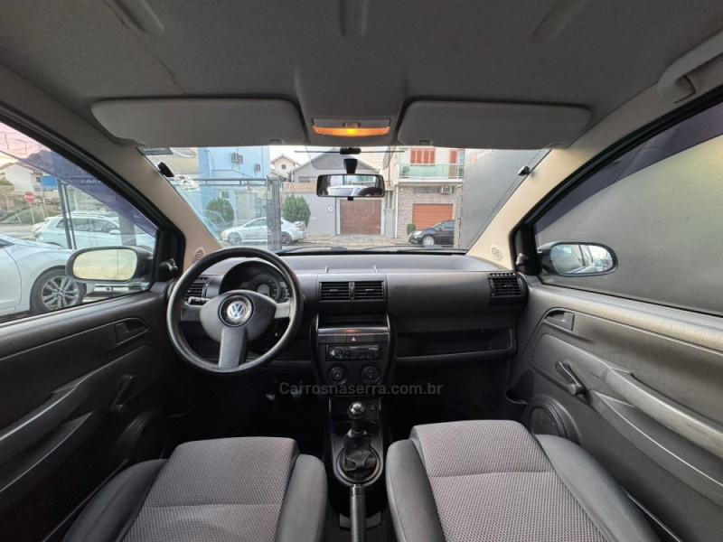 FOX 1.0 MI COMFORTLINE 8V FLEX 4P MANUAL - 2005 - ESTâNCIA VELHA