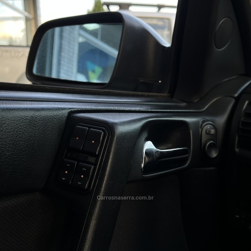 ASTRA 2.0 MPFI ADVANTAGE 8V FLEX 4P MANUAL - 2009 - VACARIA