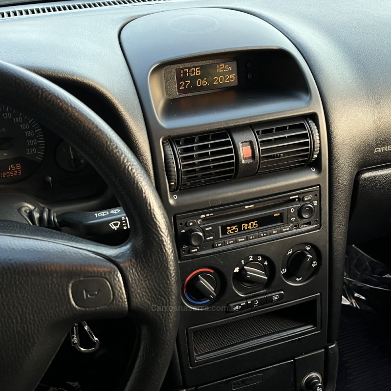 ASTRA 2.0 MPFI ADVANTAGE 8V FLEX 4P MANUAL - 2009 - VACARIA