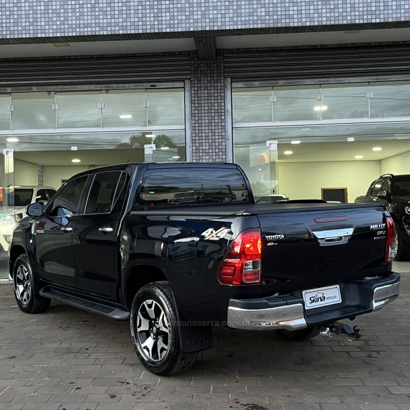 HILUX 2.8 SRX 4X4 CD 16V DIESEL 4P AUTOMÁTICO - 2020 - VACARIA
