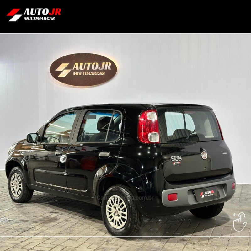UNO 1.0 VIVACE 8V FLEX 4P MANUAL - 2014 - VACARIA