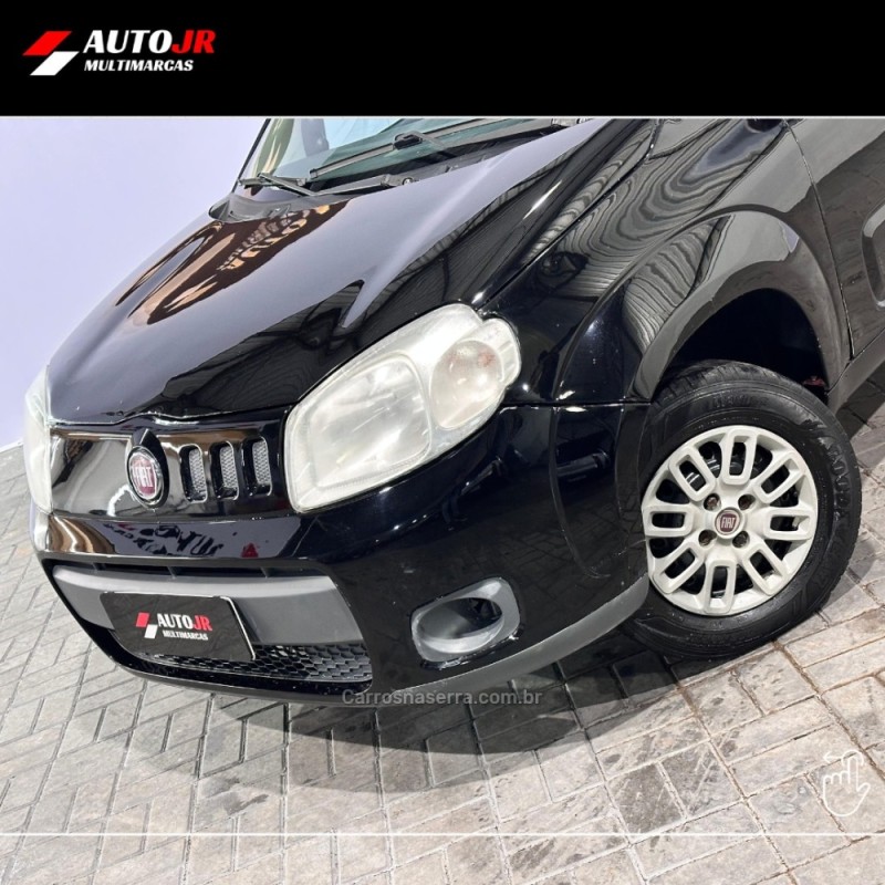 UNO 1.0 VIVACE 8V FLEX 4P MANUAL - 2014 - VACARIA