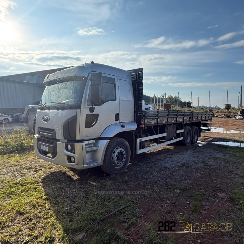 CARGO 2429 E 6X2 TURBO - 2013 - FARROUPILHA