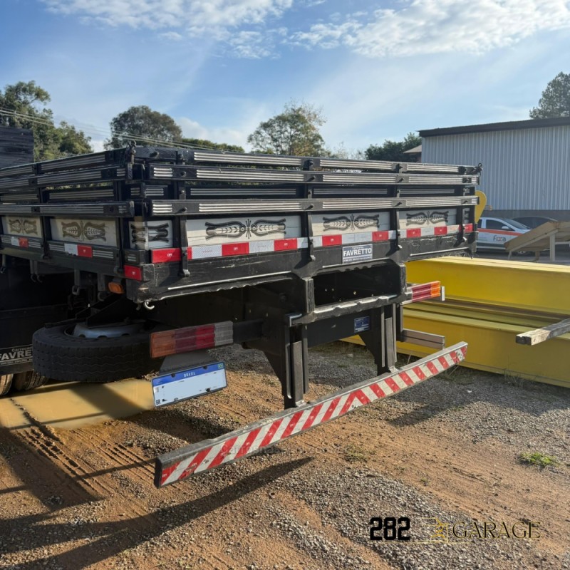 CARGO 2429 E 6X2 TURBO - 2013 - FARROUPILHA